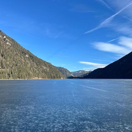 Seehotel & Seeapartments Kaerntnerhof- Direkt Am See! Weissensee Kültér fotó